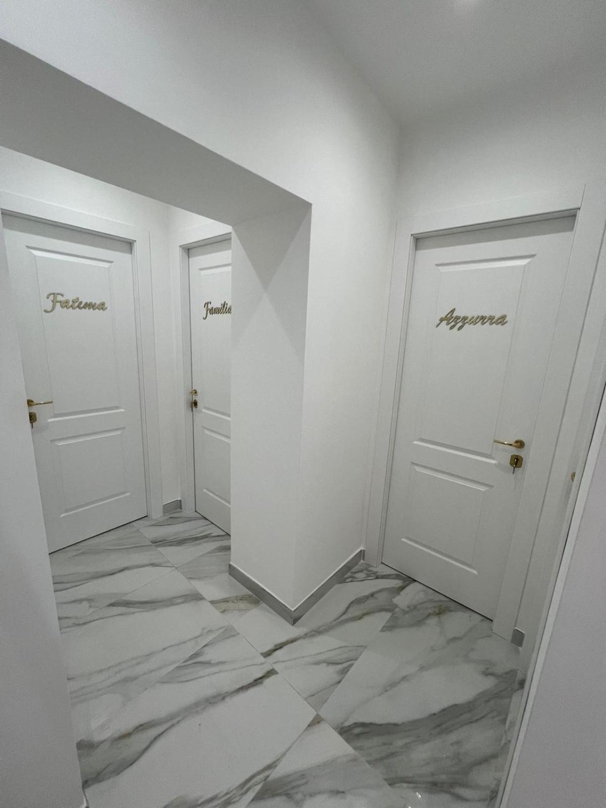 Familia Hotell Neapel Exteriör bild