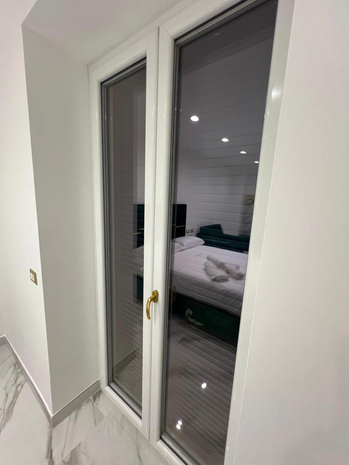 Familia Hotell Neapel Exteriör bild