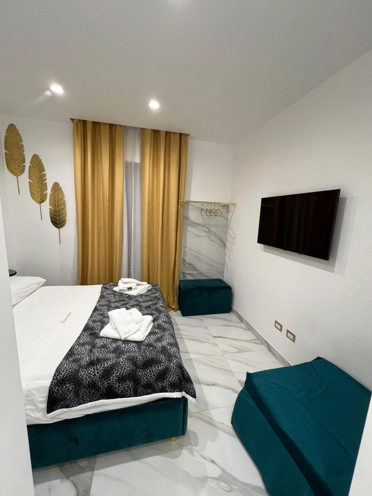 Familia Hotell Neapel Exteriör bild